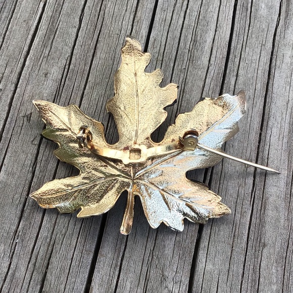 Autumn Maple Leaf Pin Vintage Brooch Fall Jewelry - Picture 7 of 13